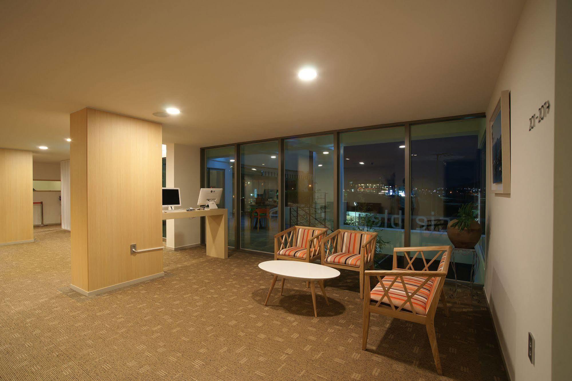 Hotel Ciel Bleu Jeju Exteriör bild