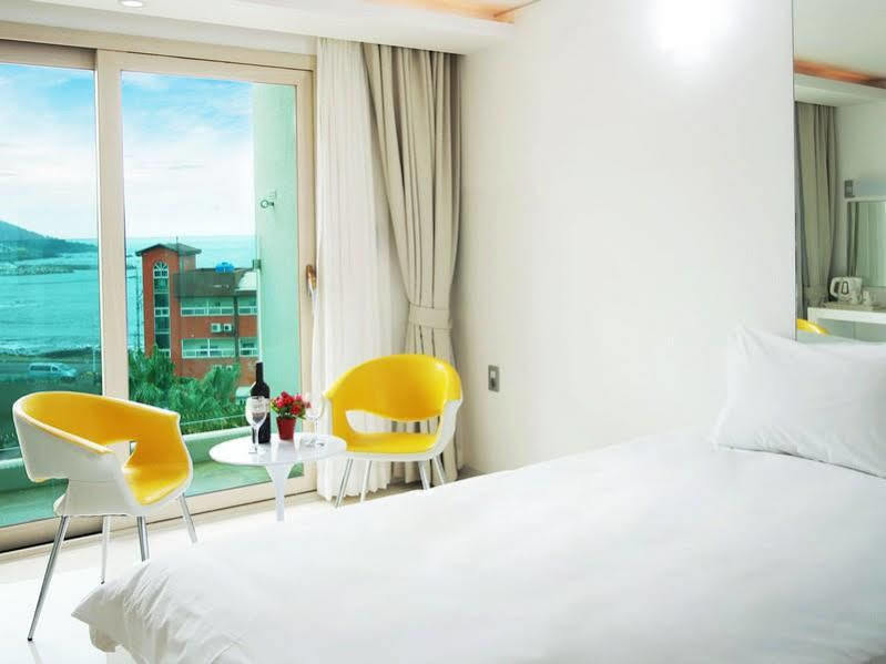Hotel Ciel Bleu Jeju Exteriör bild